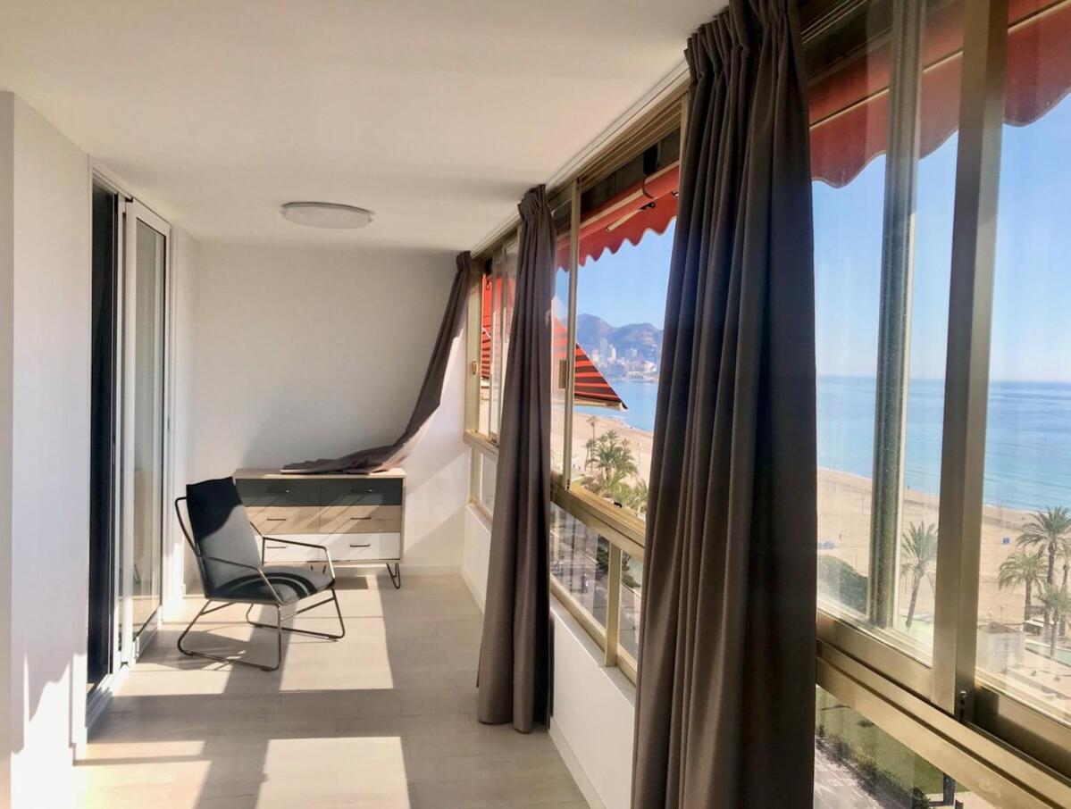 Ensueno 1a Linea Playa Poniente 6 Pax Parking Wifi Y Ac Appartement Benidorm