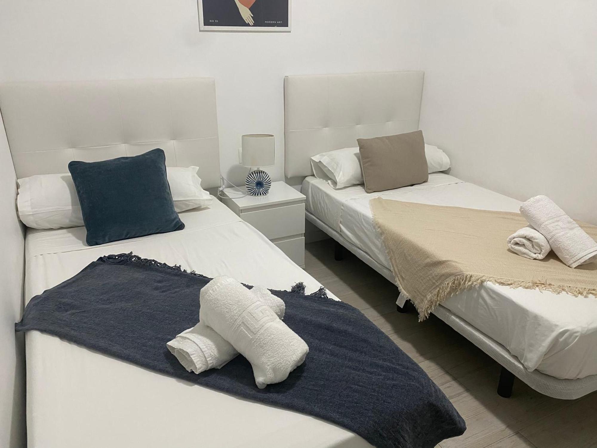 Ensueno 1a Linea Playa Poniente 6 Pax Parking Wifi Y Ac Appartement Benidorm